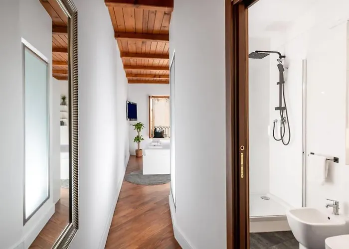 Panoramic Flat Barberini Roma